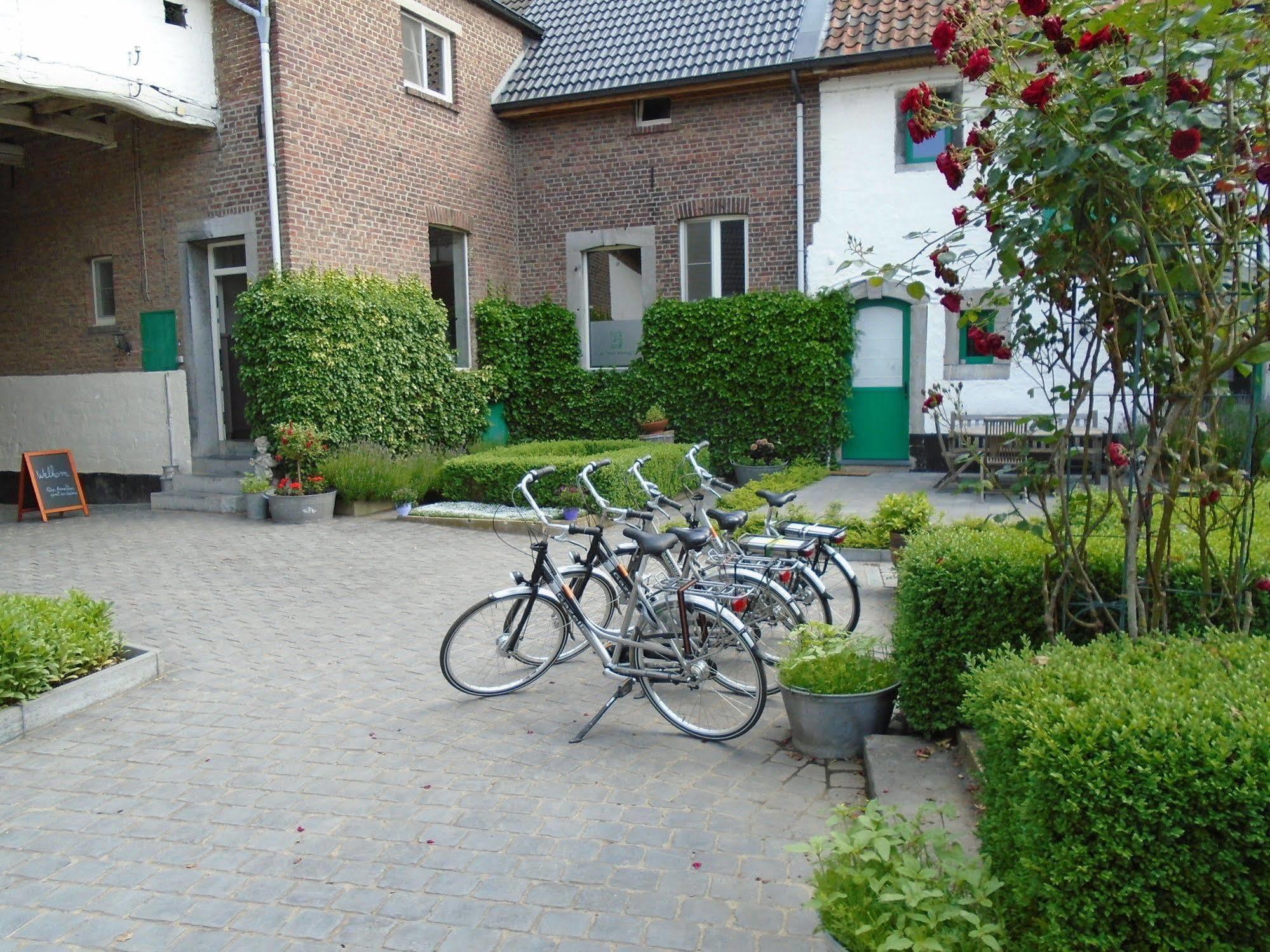 B&B De Oude Winning Riemst Extérieur photo